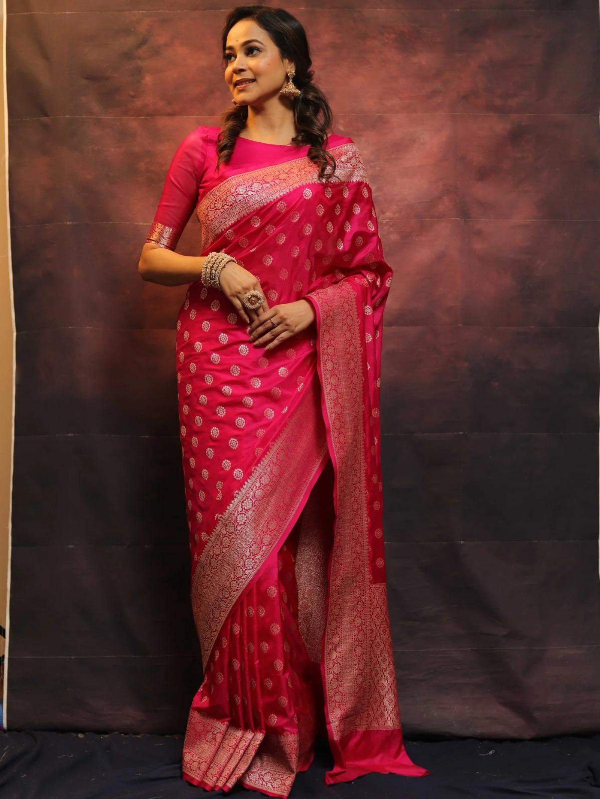Dissemble Dark Pink Soft Silk Saree With Impressive Blouse Piece