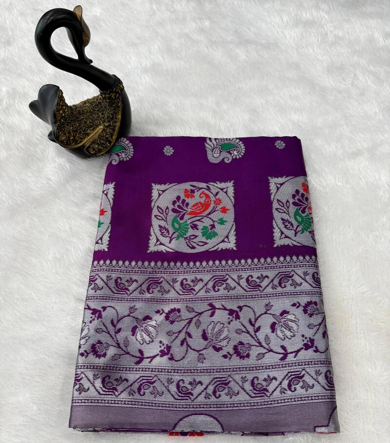 Diaphanous Purple Paithani Silk Saree With Quintessential Blouse Piece