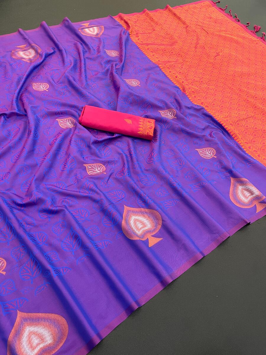 Arresting Purple Soft Banarasi Silk Saree With Engaging Blouse Piece