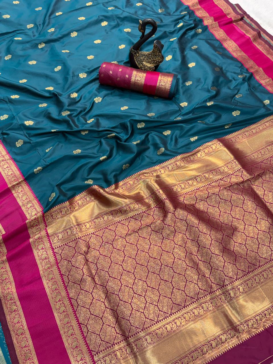 Posh Teal Blue Soft Banarasi Kathpadar Silk Saree With Wonderful Blouse Piece