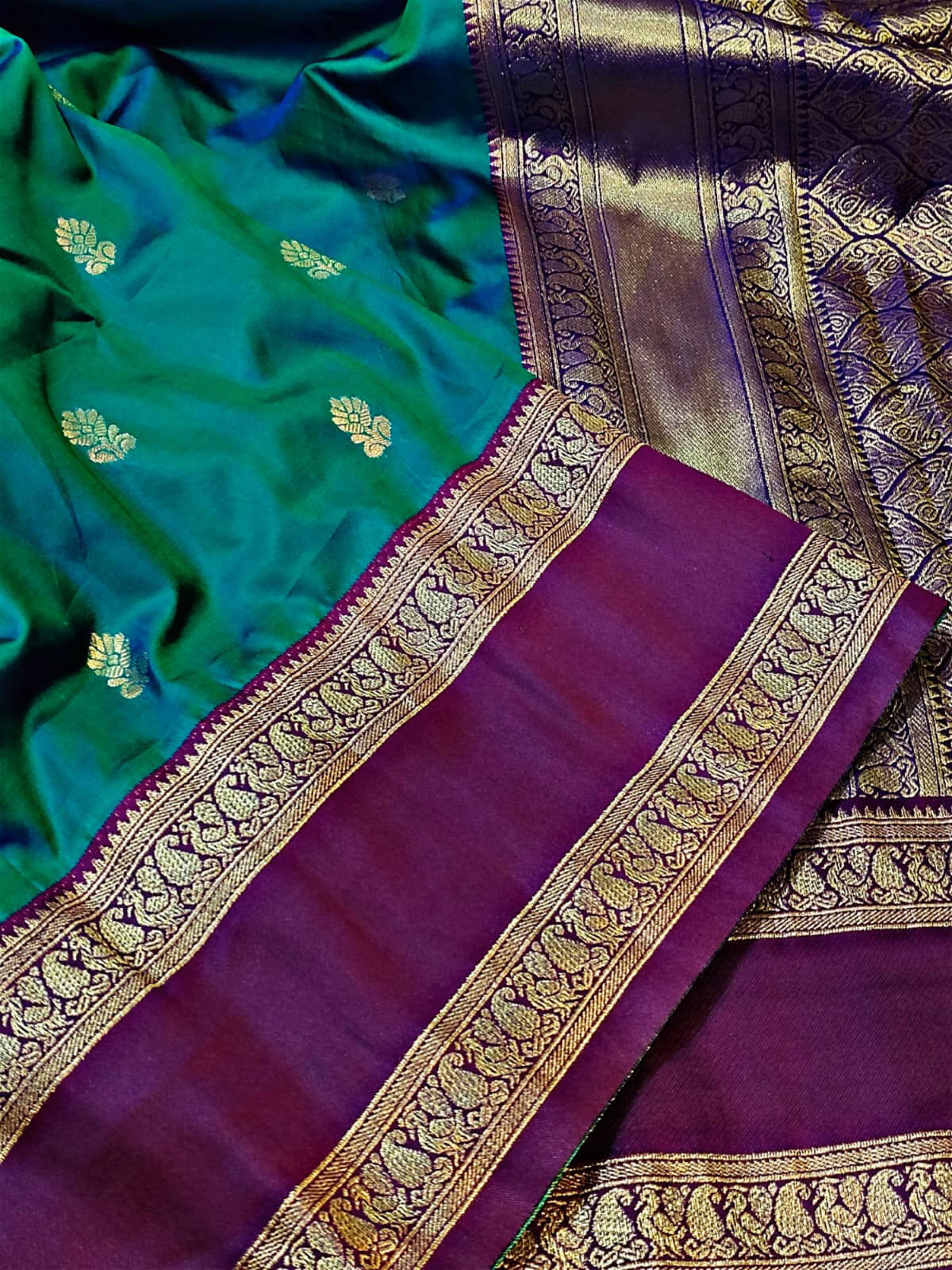 Unique Rama Soft Banarasi Silk Saree With Improbable Blouse Piece