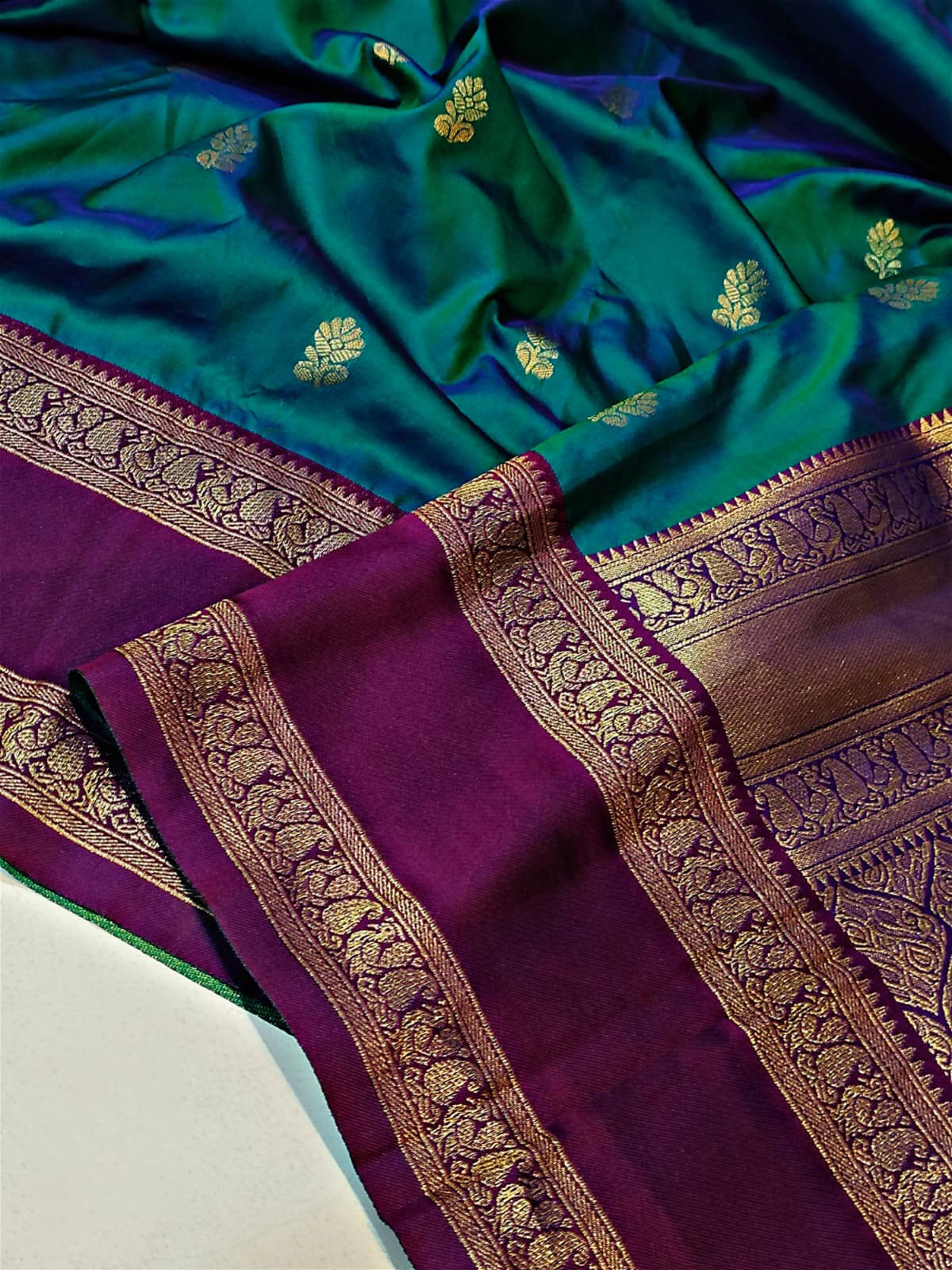 Unique Rama Soft Banarasi Silk Saree With Improbable Blouse Piece
