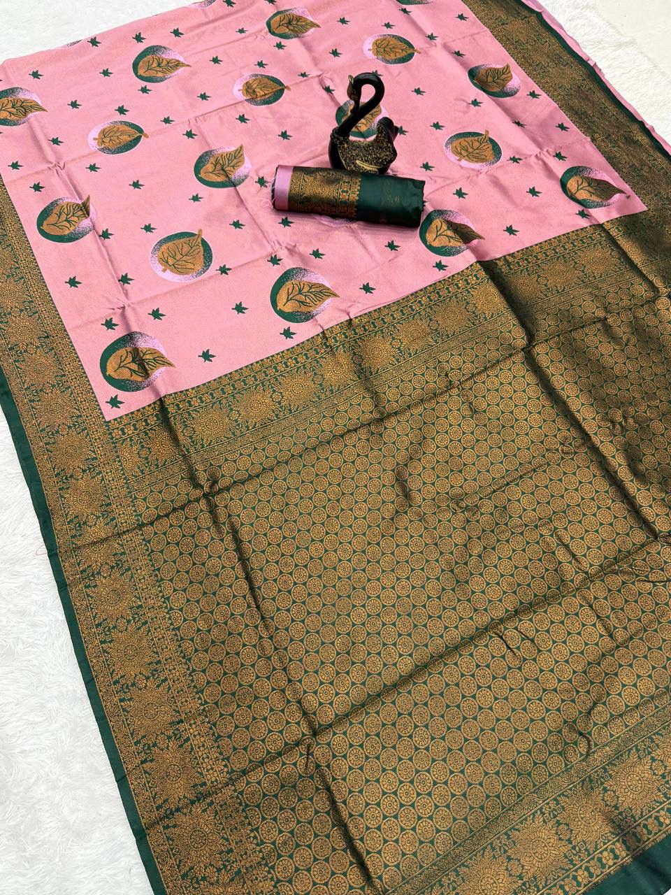 Gossamer Baby Pink Soft Silk Saree With Artistic Blouse Piece