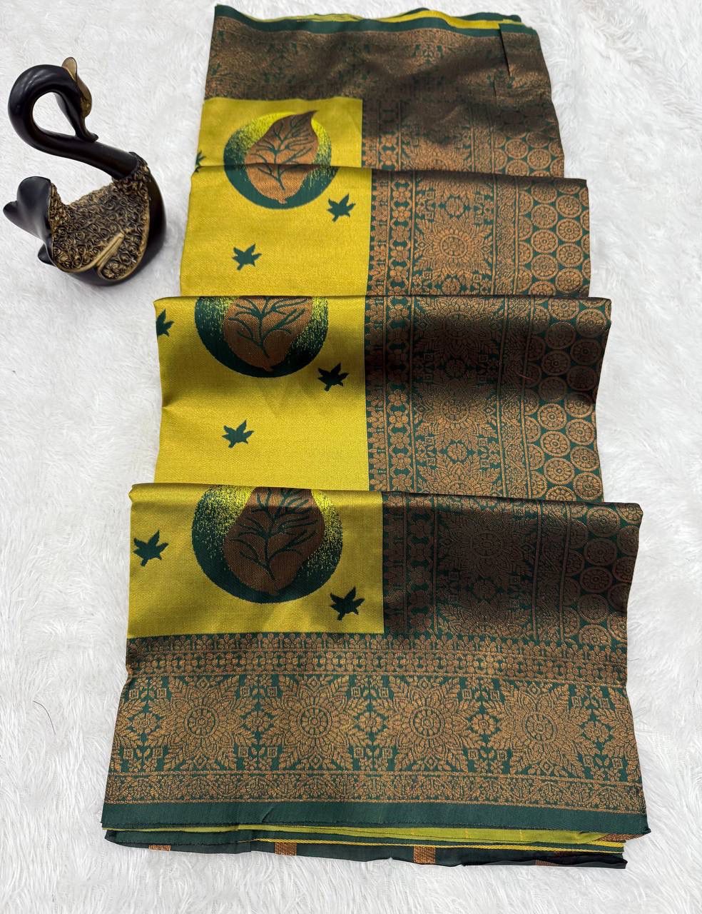 Scintilla Yellow Soft Silk Saree With Flamboyant Blouse Piece