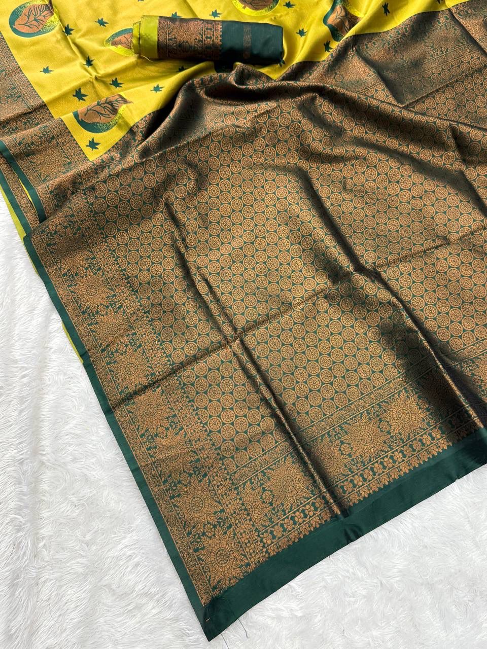 Scintilla Yellow Soft Silk Saree With Flamboyant Blouse Piece