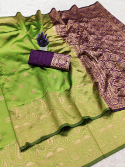 Incredible Green Soft Silk Saree With Pulsating Blouse Piece