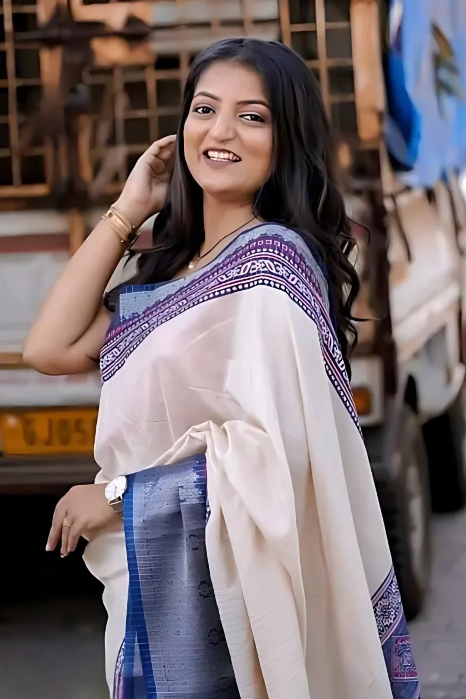 Sizzling Beige Digital Printed Dola Silk Saree With Gleaming Blouse Piece