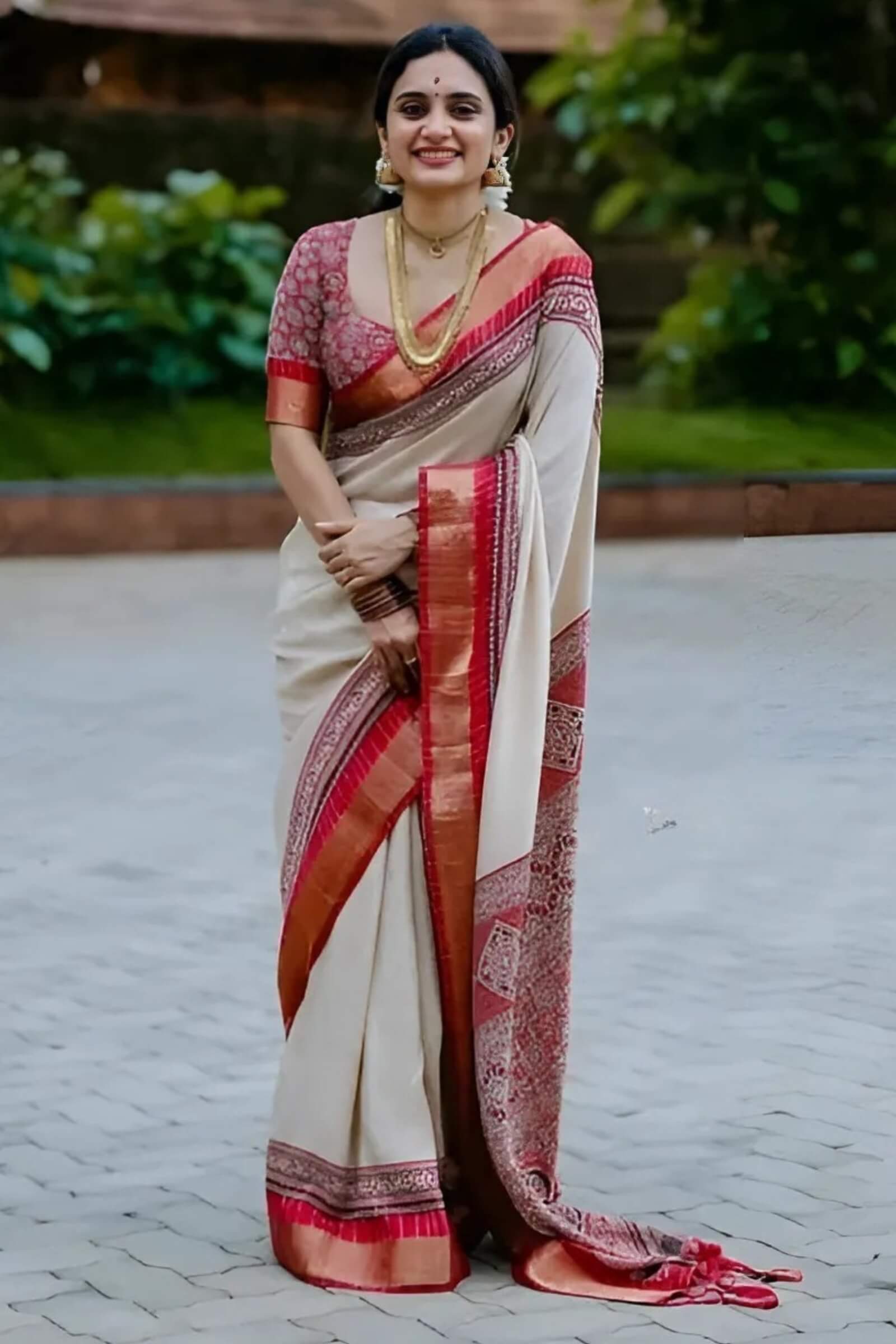 Beauteous Beige Digital Printed Dola Silk Saree With Beautiful Blouse Piece