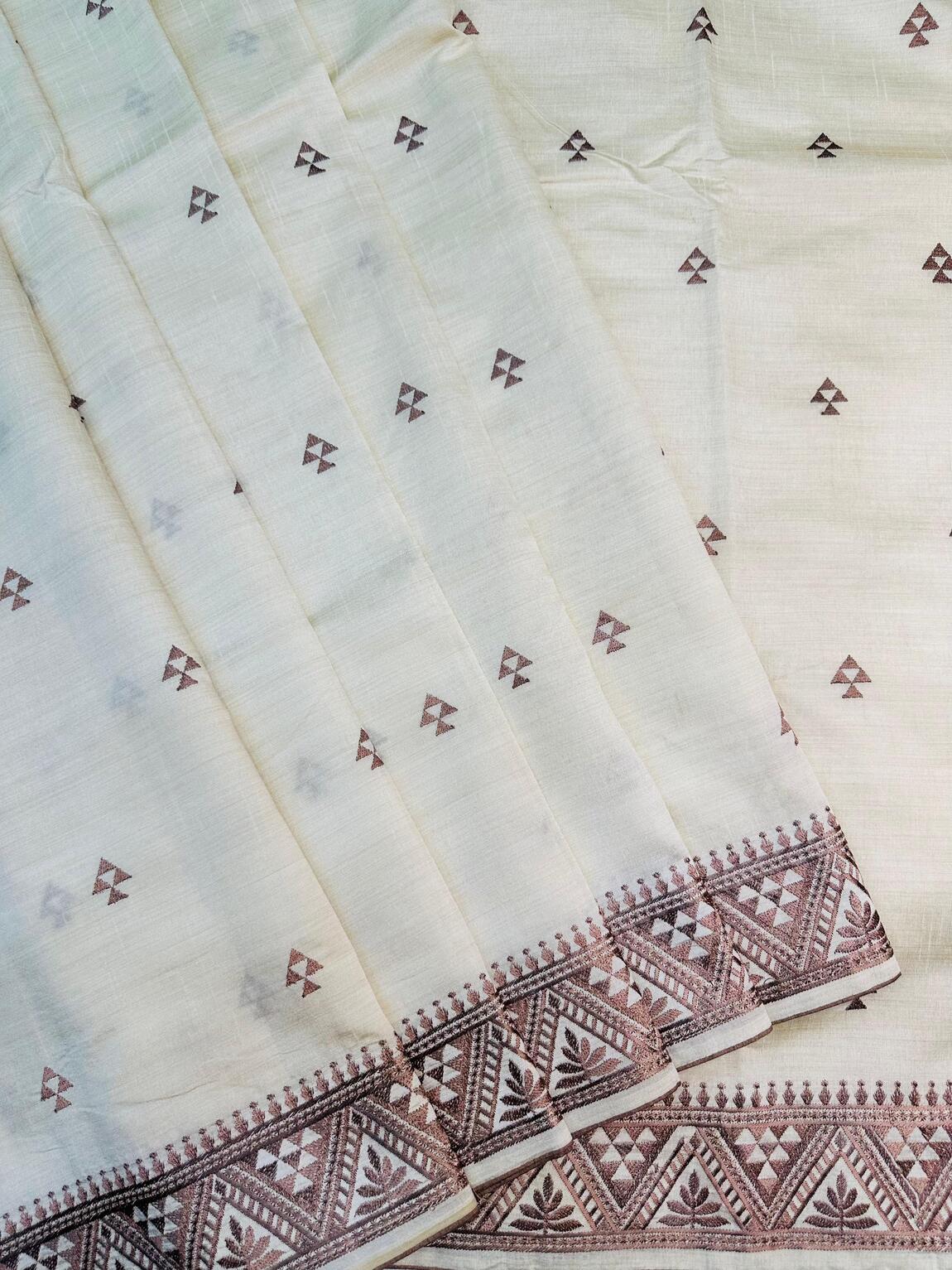 Prettiest Off White Embroidery Work Tussar Silk Saree With Prominent Blouse Piece