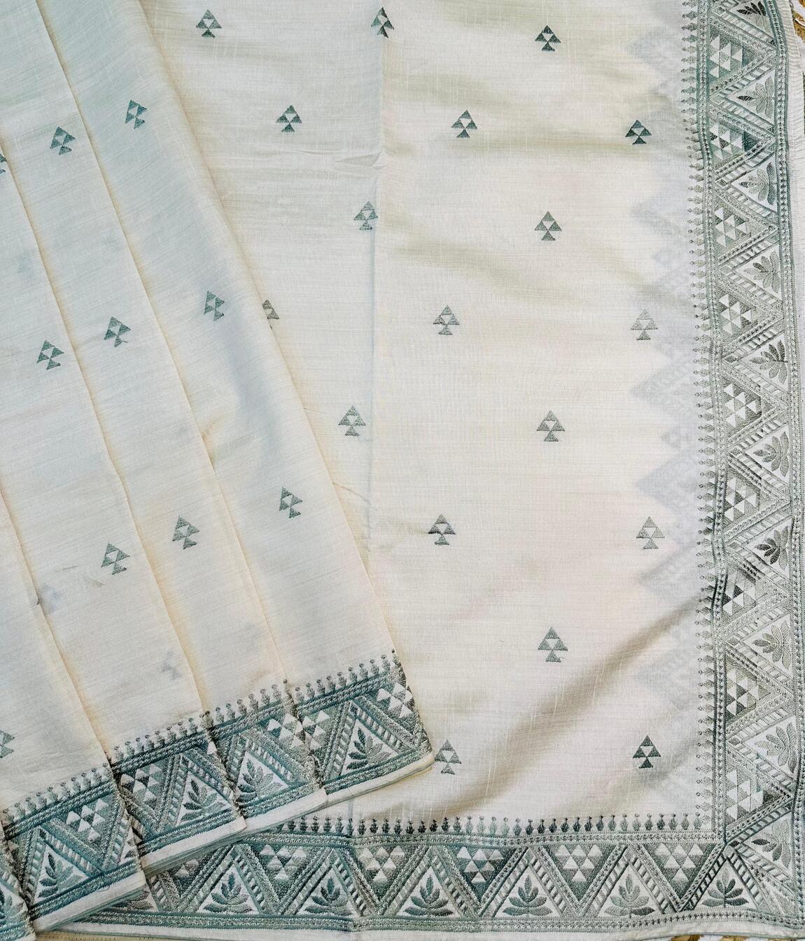 Beguiling Off White Embroidery Work Tussar Silk Saree With Aplomb Blouse Piece