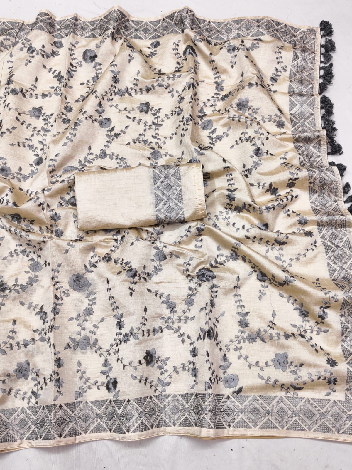 Magnificat Beige Embroidery Work Tussar Silk Saree With Unequalled Blouse Piece