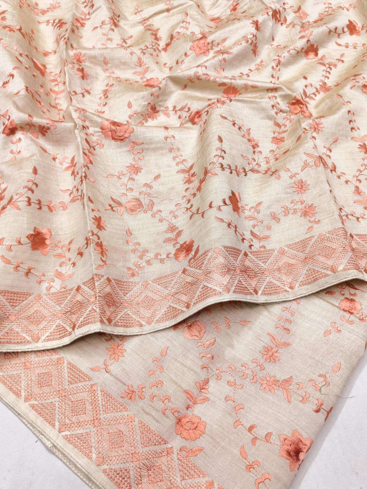 Sempiternal Beige Embroidery Work Tussar Silk Saree With Unique Blouse Piece