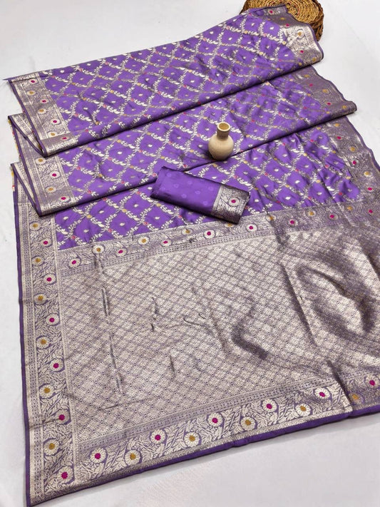Mesmeric Lavender Soft Banarasi Silk Saree With Breathtaking Blouse Piece