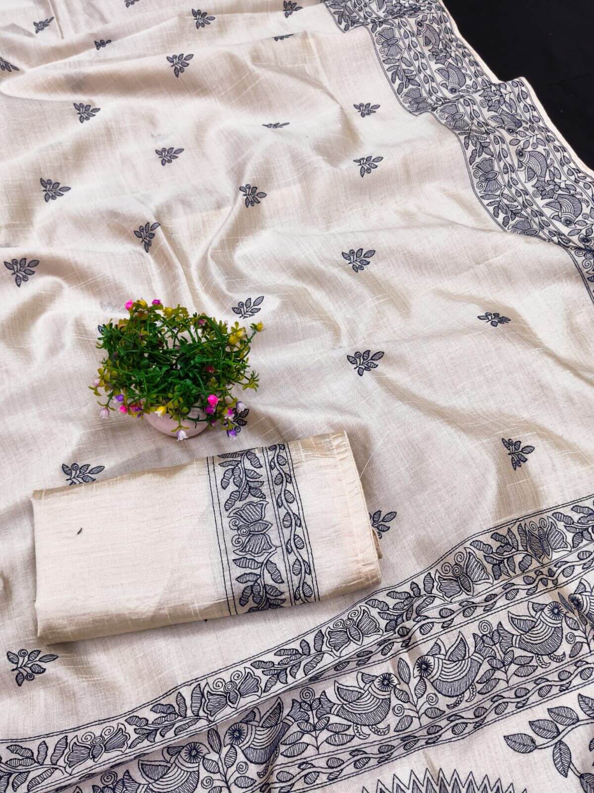 Eye-catching Off White Embroidery Work Tussar Silk Saree With Seraglio Blouse Piece