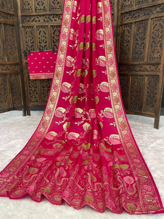 Sensational Dark Pink Banarasi Dola Silk Saree With Surreptitious Blouse Piece