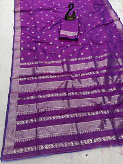 Tantalizing Purple Pure Zari Weaving Banarasi Silk Saree With Comely Blouse Piece