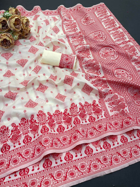 Enamoring Off White Cotton Silk Saree With Admirable Blouse Piece