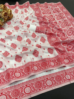 Vibrant Off White Cotton Silk Saree With Super classy Blouse Piece