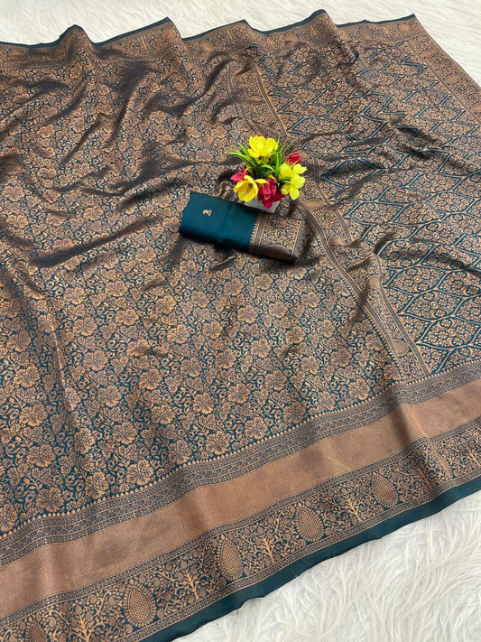 Exemplary Rama Soft Silk Saree With Marvellous Blouse Piece