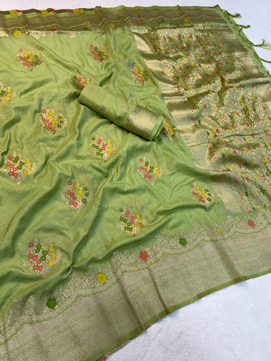 Prettiest Green Banarasi Georgette Silk Saree With Imaginative Blouse Piece