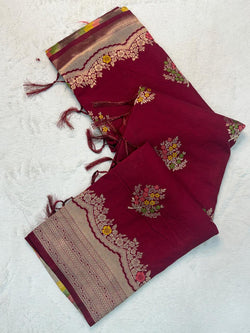 Delightful Maroon Banarasi Georgette Silk Saree With Resplendent Blouse Piece