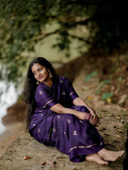 Intricate Purple Banarasi Khadi Silk Saree With Beleaguer Blouse Piece