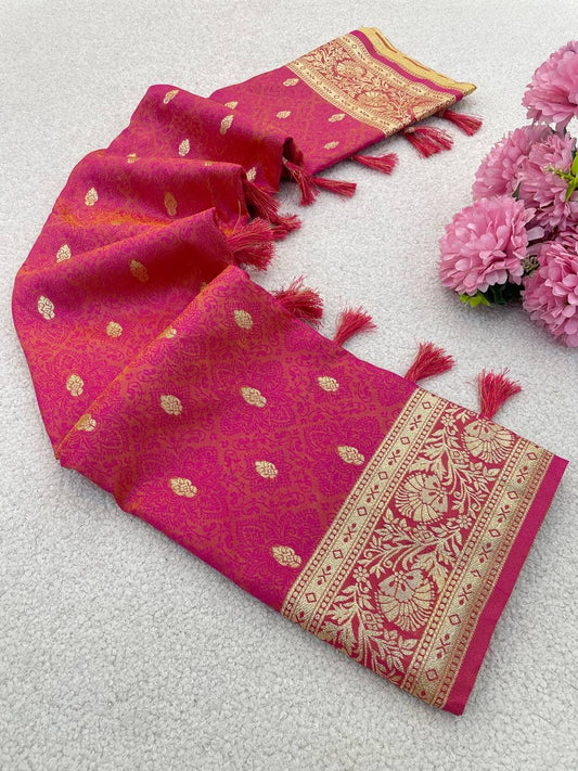 Luxuriant Dark Pink Pure Zari Weaving Banarasi Silk Saree With Exquisite Blouse Piece
