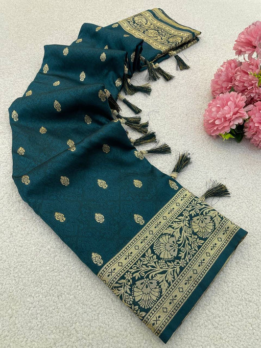 Pretty Rama Pure Zari Weaving Banarasi Silk Saree With Pleasurable Blouse Piece