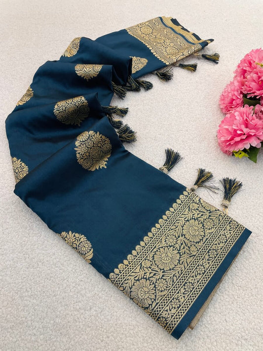 Ethereal Navy Blue Pure Zari Weaving Banarasi Silk Saree With Unequalled Blouse Piece