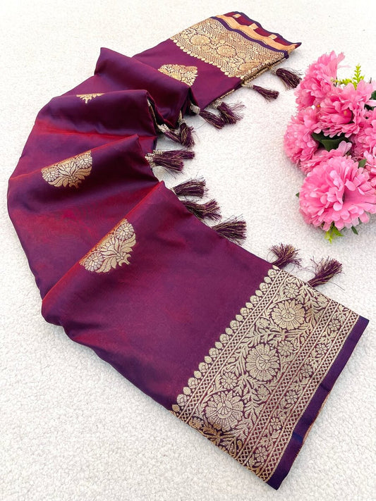 Engaging Wine Pure Zari Weaving Banarasi Silk Saree With Desultory Blouse Piece