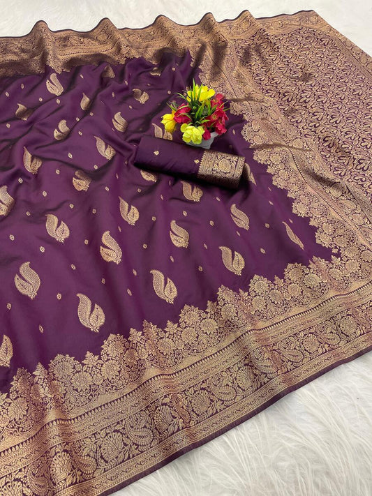 Blissful Purple Soft Silk Saree With Flattering Blouse Piece