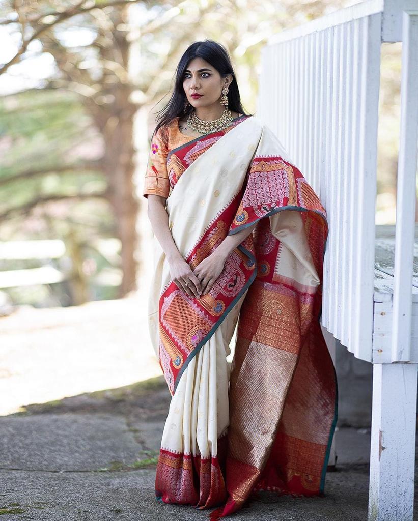 Classic Off White Soft Banarasi Silk Saree With Beauteous Blouse Piece