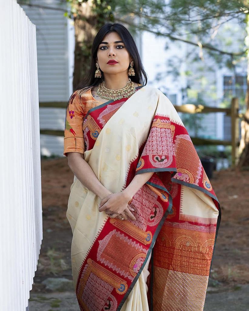 Classic Off White Soft Banarasi Silk Saree With Beauteous Blouse Piece