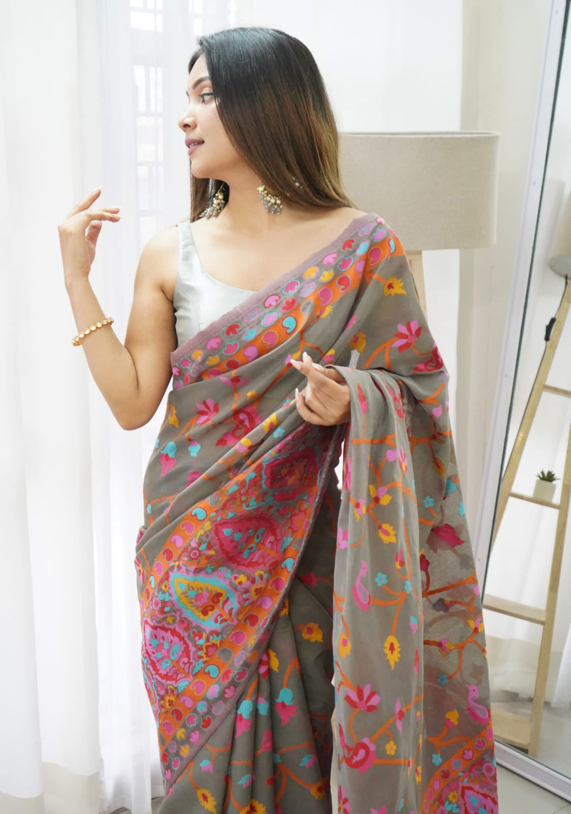 Arresting Grey Pashmina saree With Smart Blouse Piece