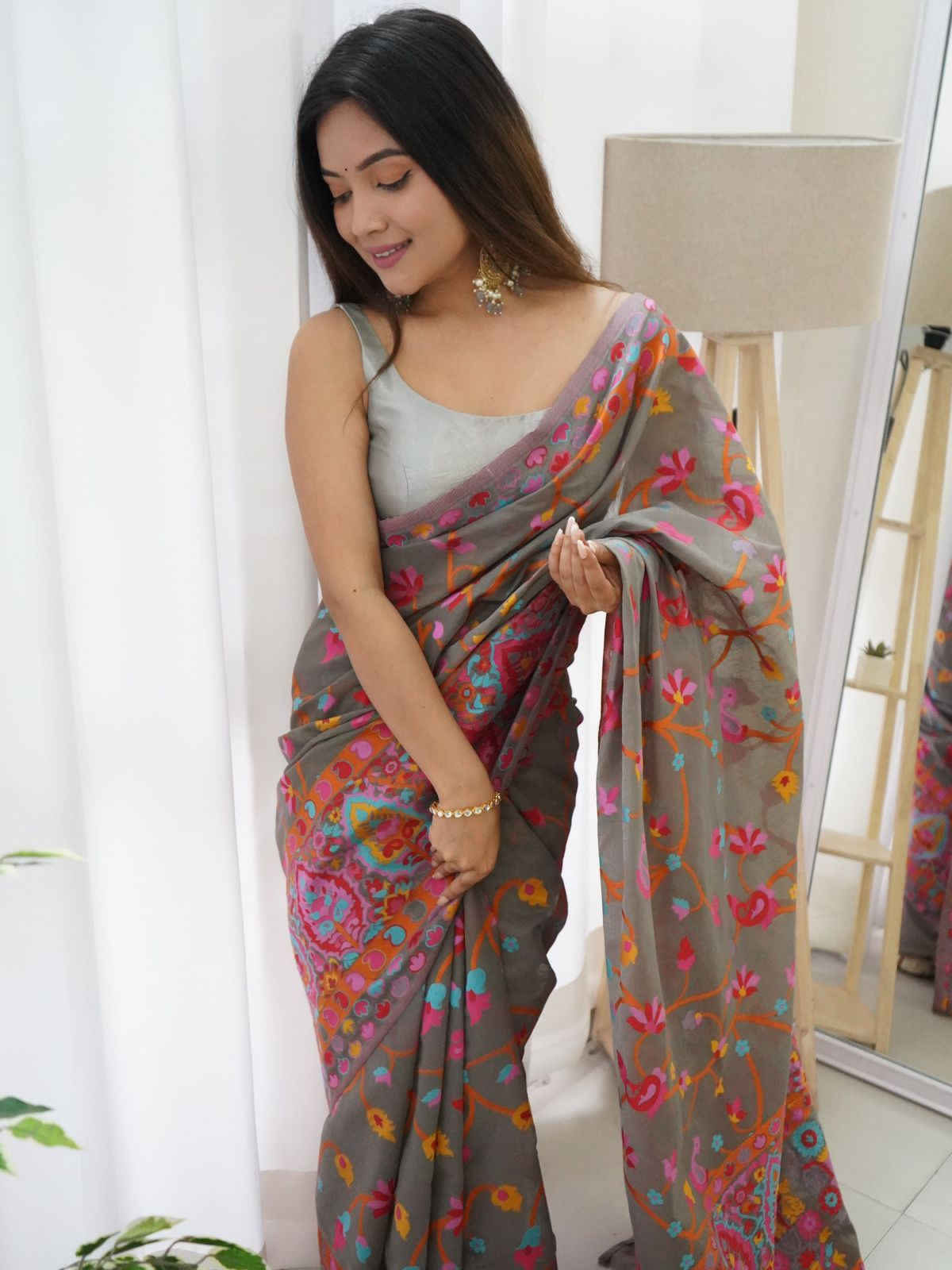 Arresting Grey Pashmina saree With Smart Blouse Piece