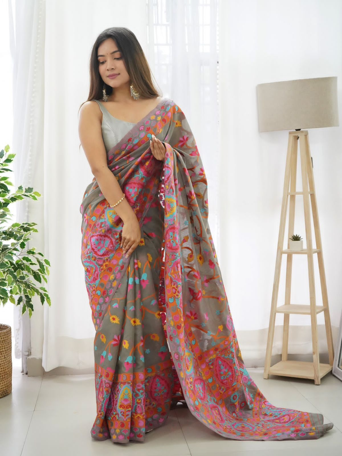 Arresting Grey Pashmina saree With Smart Blouse Piece