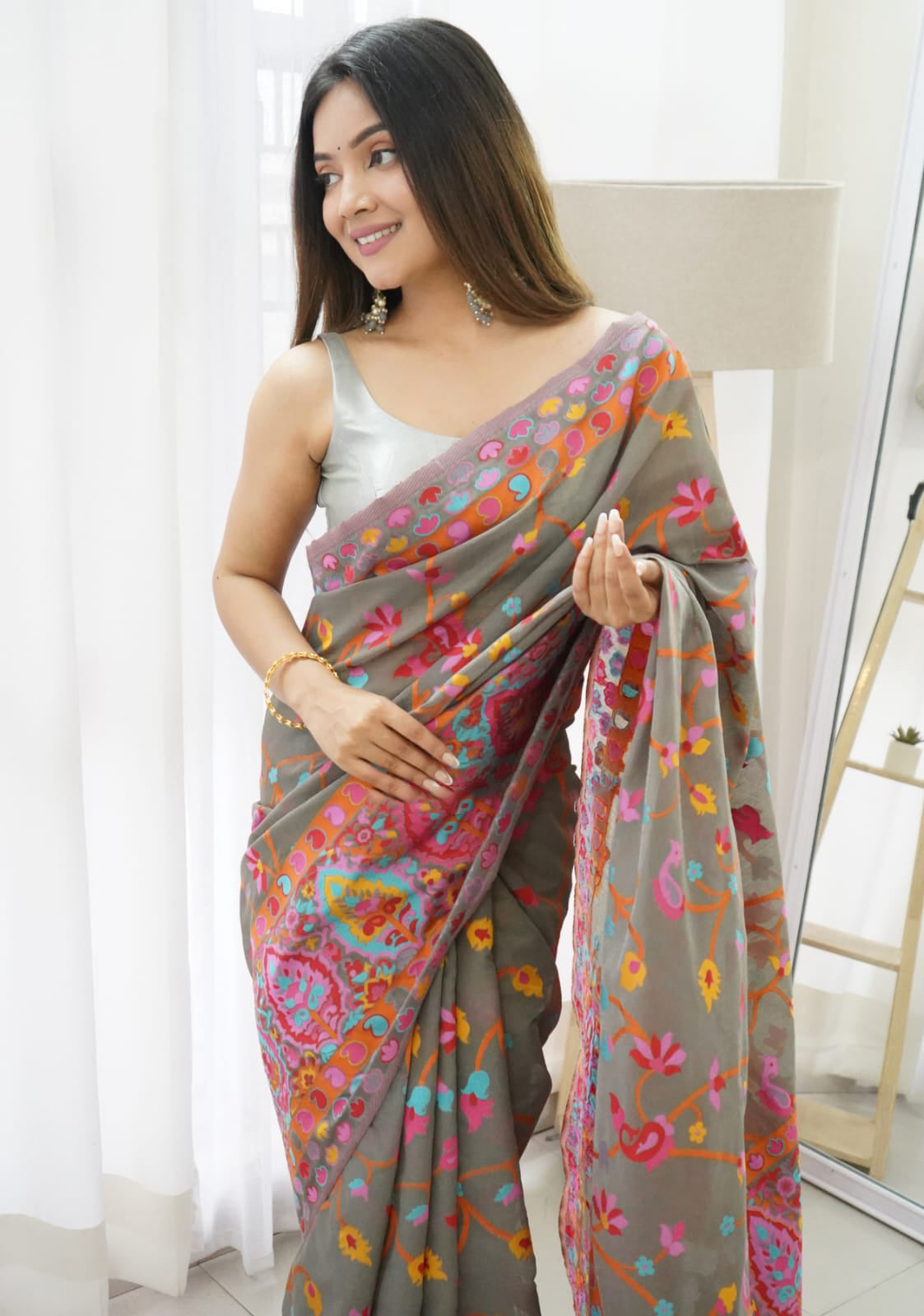 Arresting Grey Pashmina saree With Smart Blouse Piece