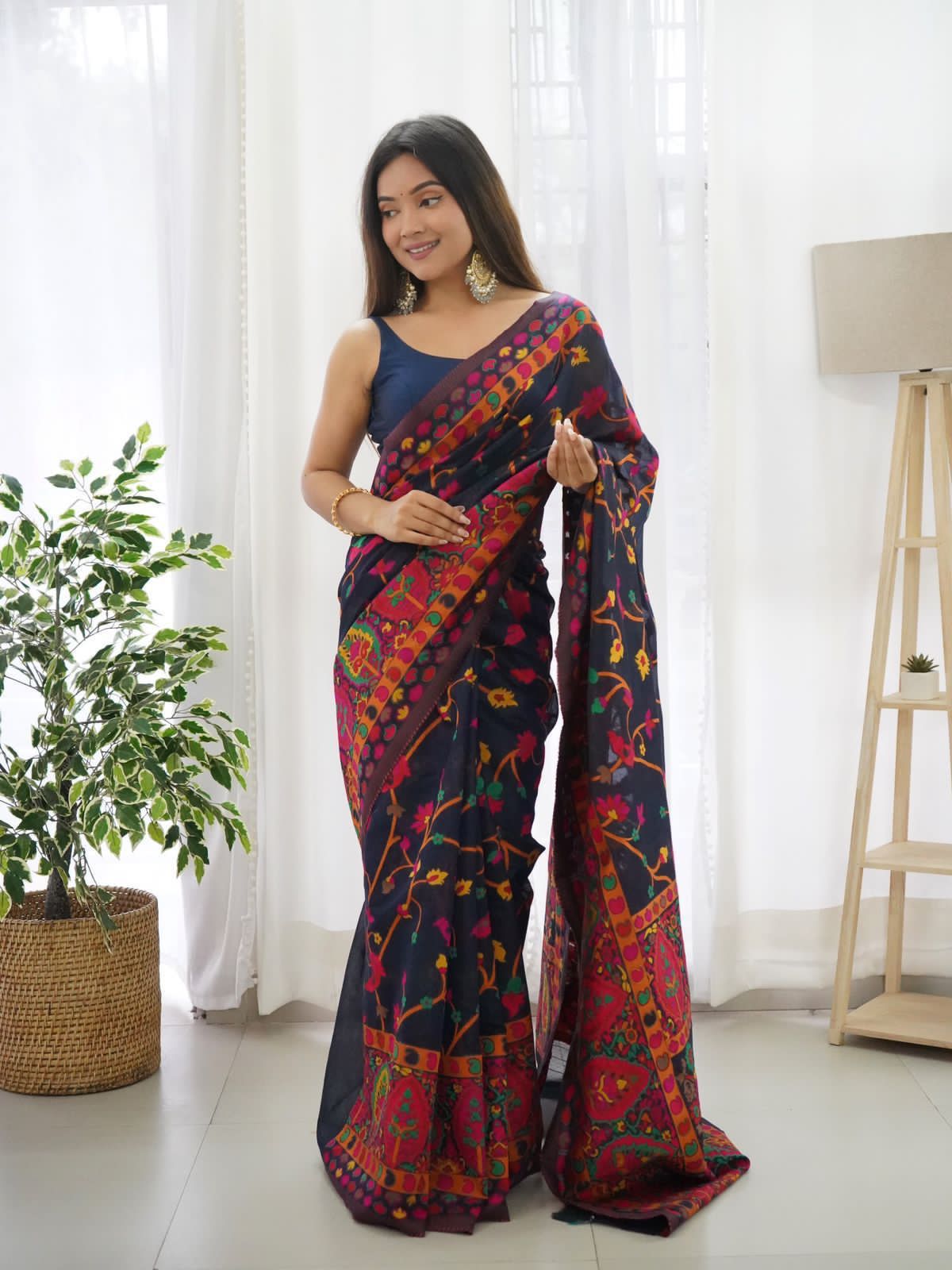 Phenomenal Navy Blue Pashmina saree With Adorning Blouse Piece