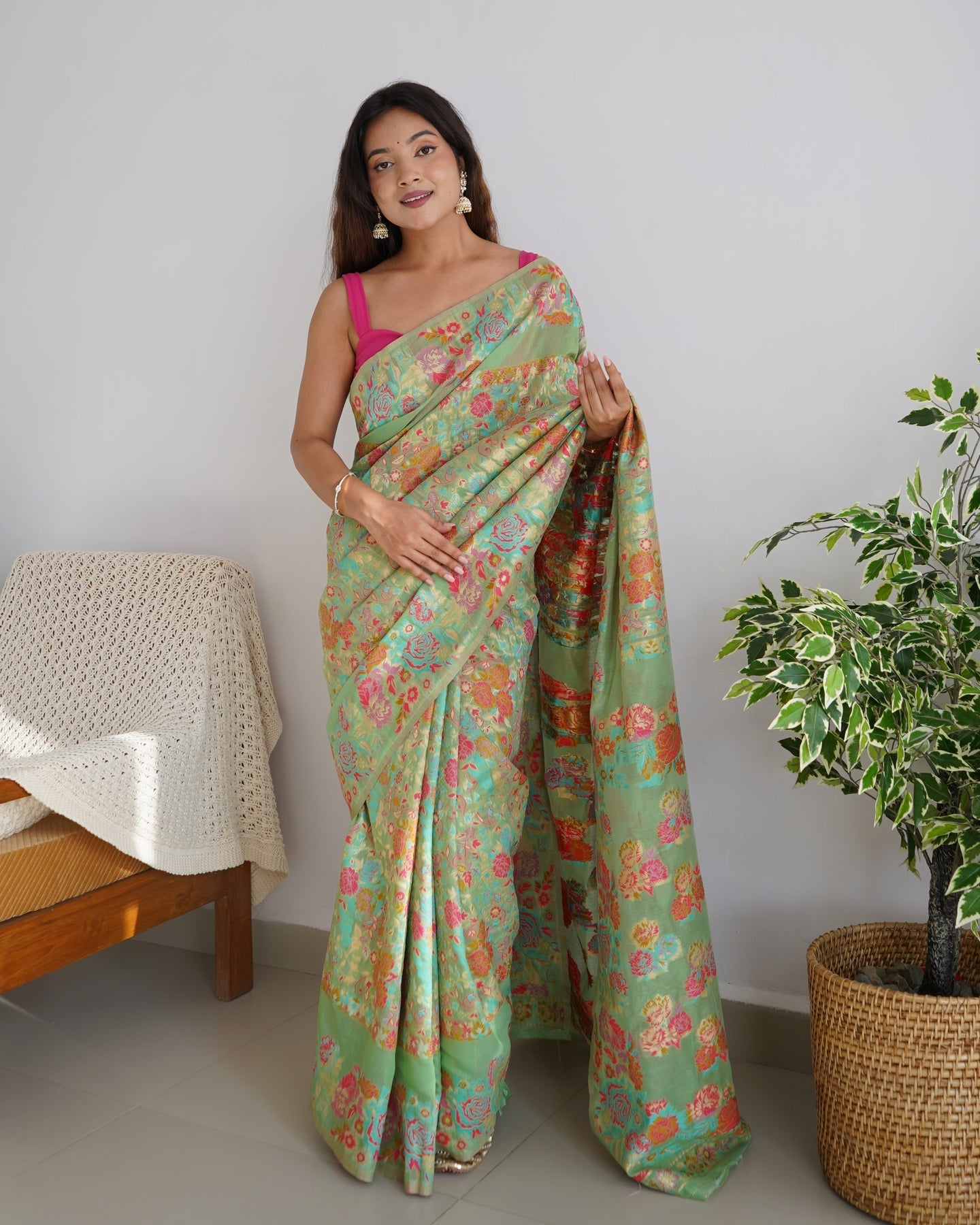 Resplendent Pista Pashmina saree With Breathtaking Blouse Piece