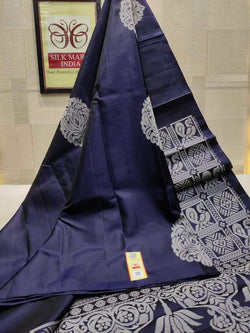 Surpassing Navy Blue Soft Silk Saree With Appealing Blouse Piece
