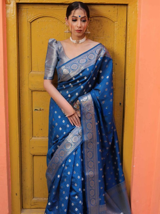 Transcendent Rama Soft Silk Saree With Tremendous Blouse Piece