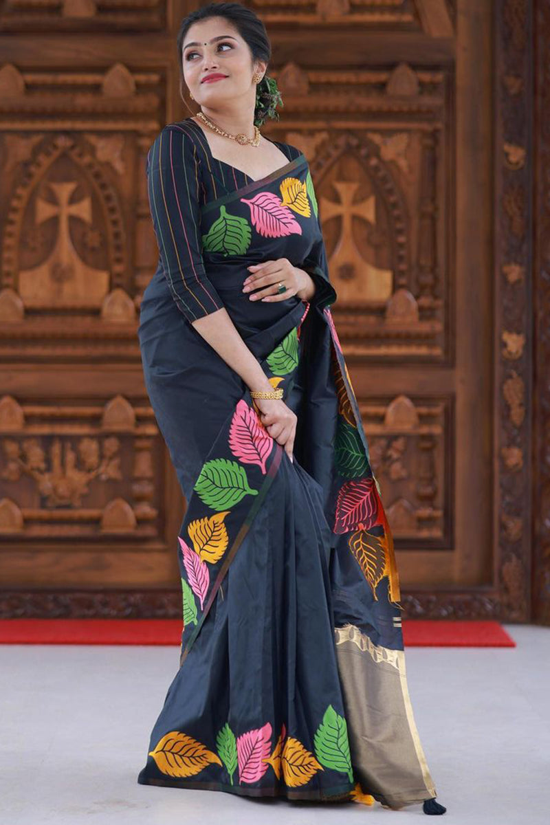 Exceptional Black Soft Silk Saree With Beautiful Blouse Piece