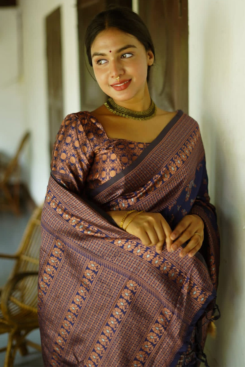 Chatoyant Blue Soft Silk Saree With Extraordinary Blouse Piece