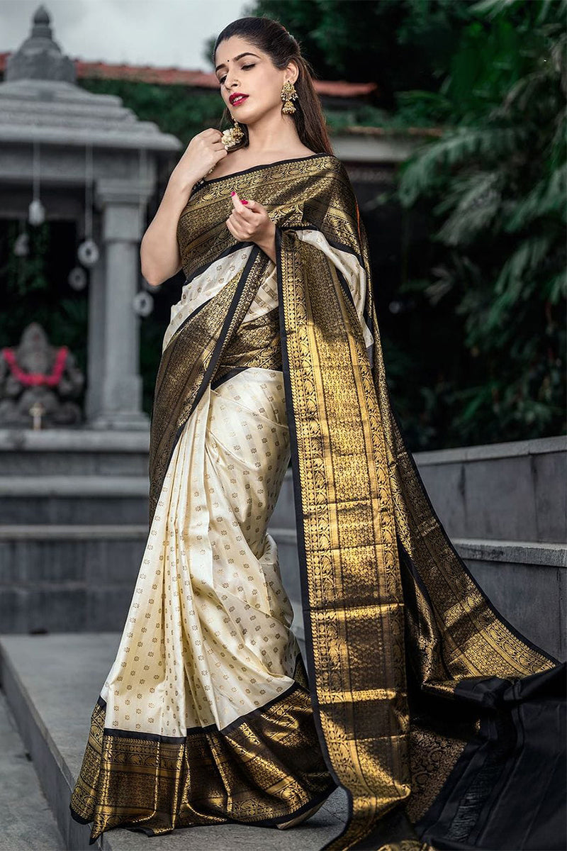 Petrichor Off White Soft Silk Saree With Surpassing Blouse Piece