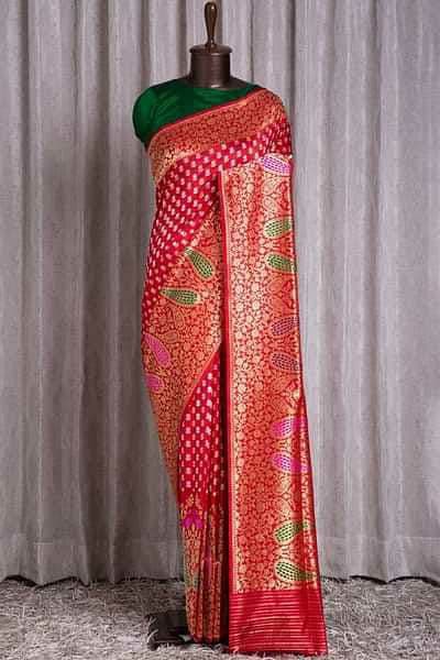 Cynosure  Red Soft Silk Saree With Ebullience Blouse Piece