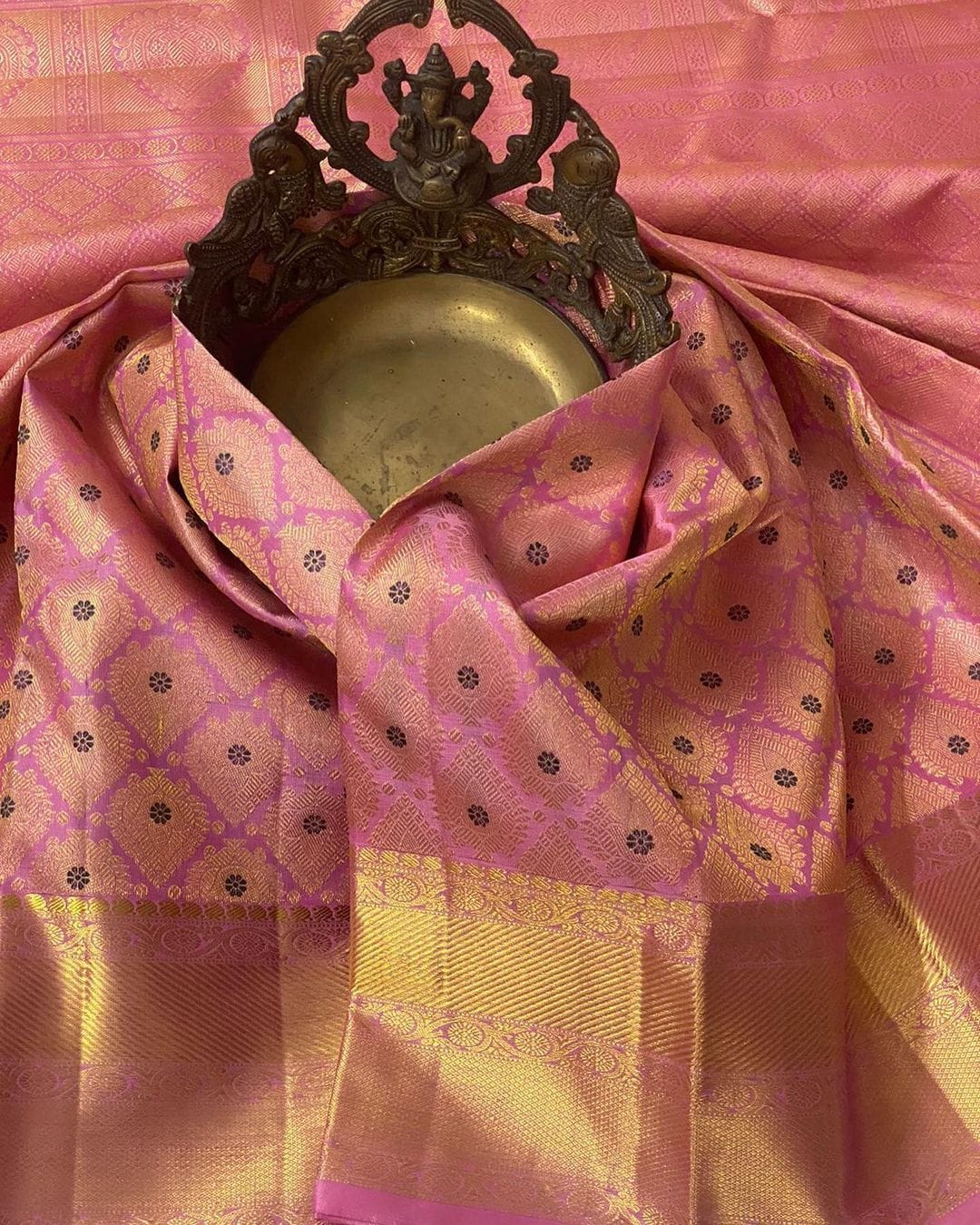 Incredible Pink Soft Silk Saree With Felicitous Blouse Piece