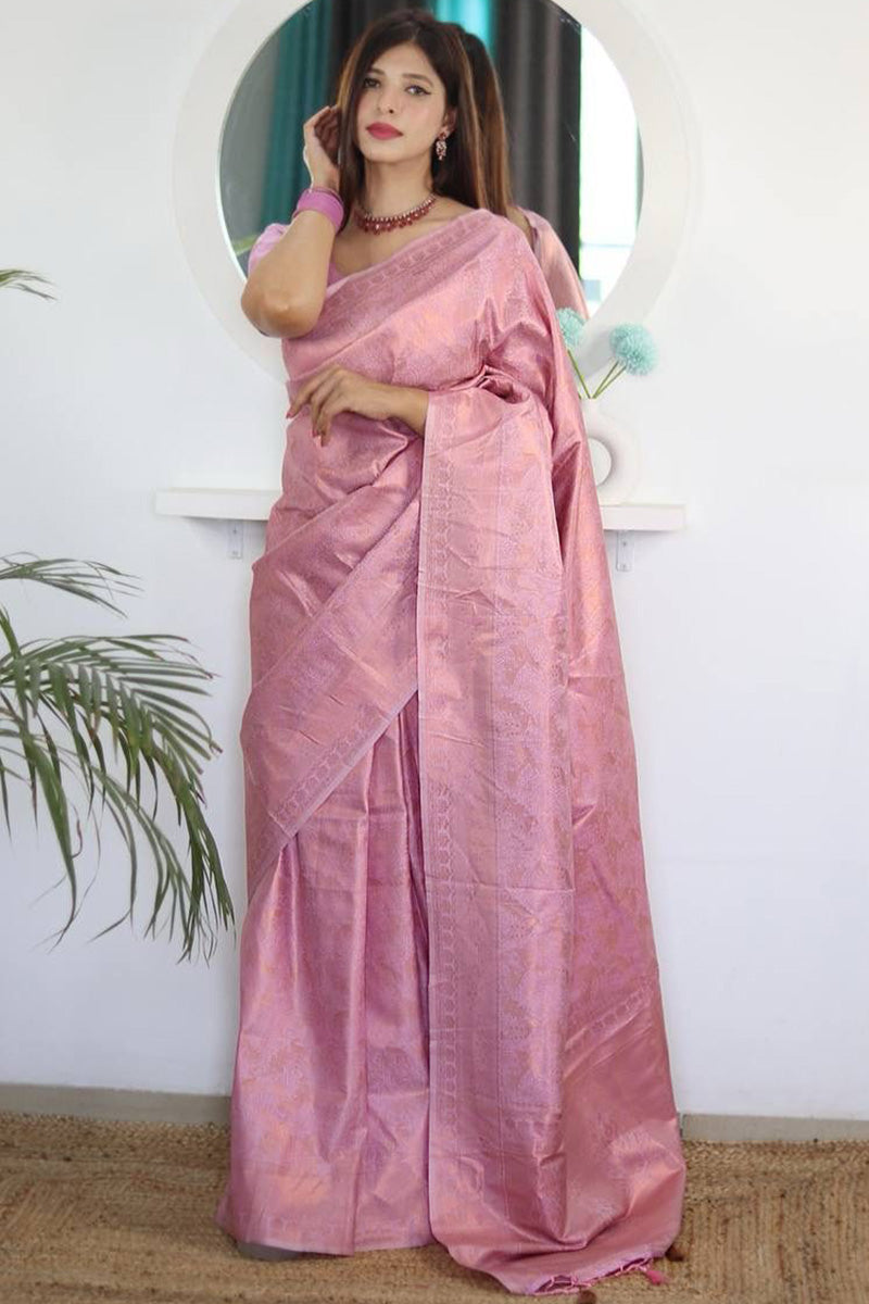 Blooming Pink Kanjivaram Silk Saree With Enamoring Blouse Piece