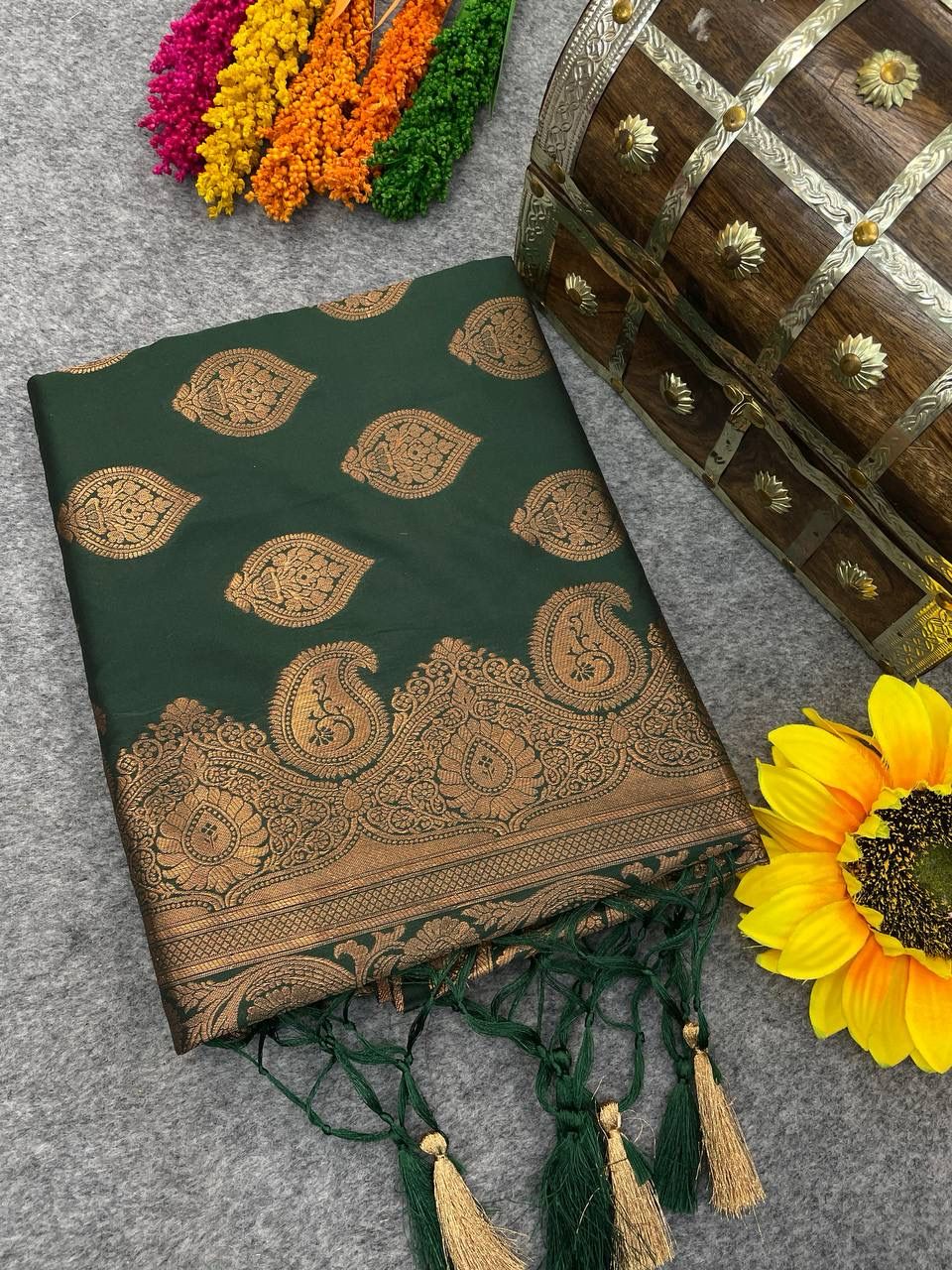 Scrumptious Dark Green Soft Banarasi Silk Saree With Bewitching Blouse Piece