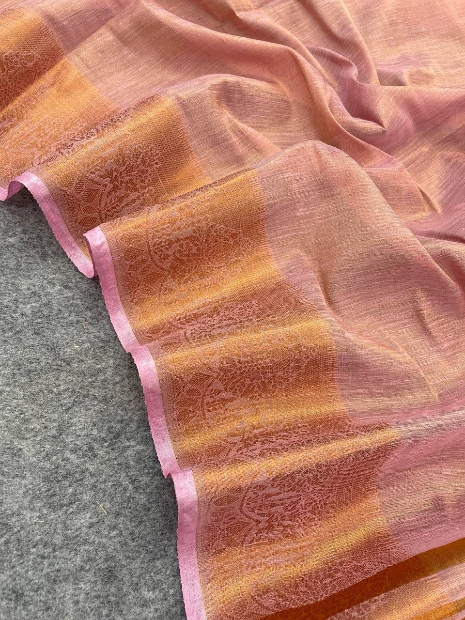 Pretty Baby Pink Cotton Silk Saree With Resplendent Blouse Piece