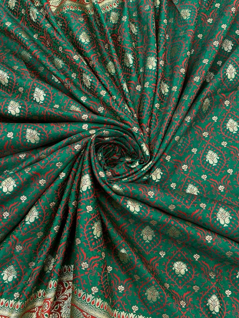 Hypnotic Dark Green Soft Banarasi Silk Saree With Resplendent Blouse Piece